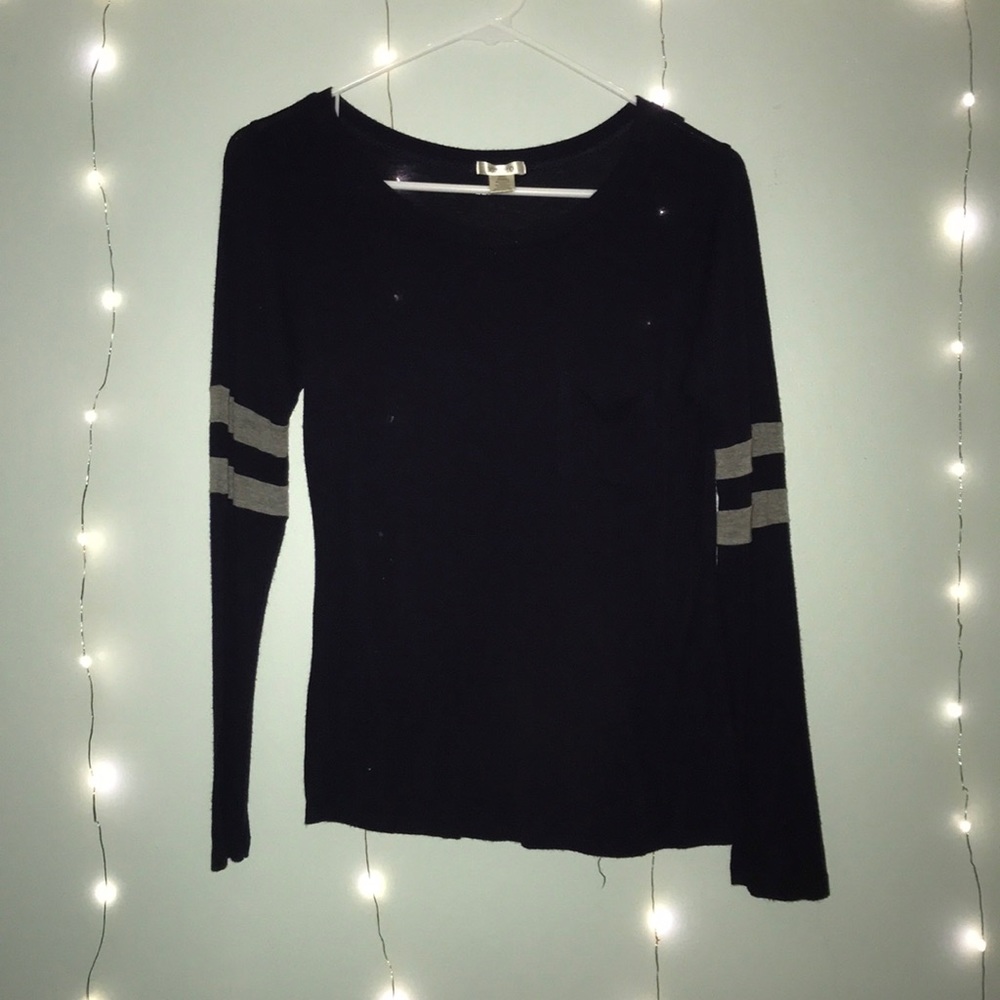 navy long sleeve